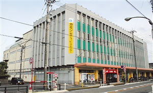 カモン新湊ショッピングセンター